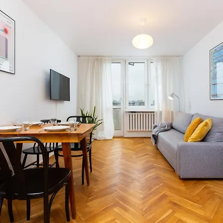 Niska By Renters Apartment