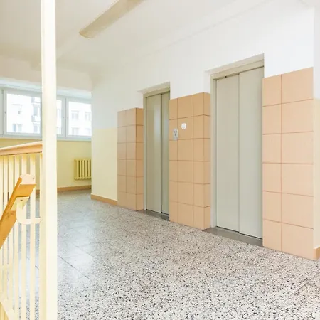 Niska By Renters * Warsaw